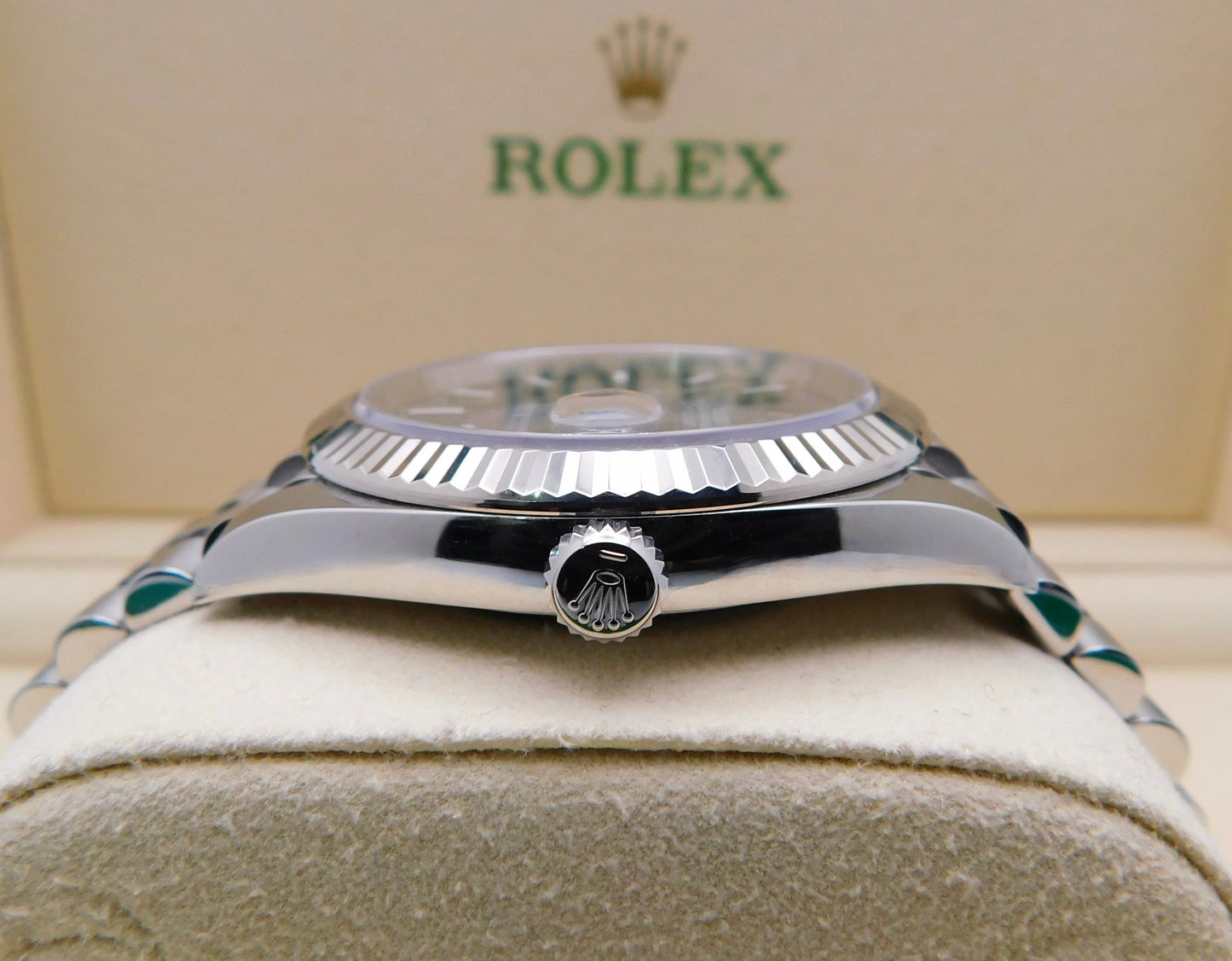 ROLEX DATEJUST 41MM RHODIUM INDEX
