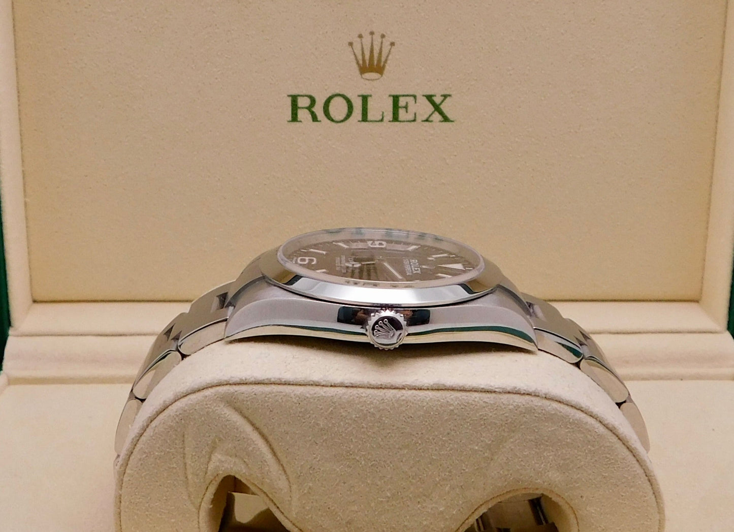 ROLEX EXPLORER 39MM BLACK 3 ARABIC
