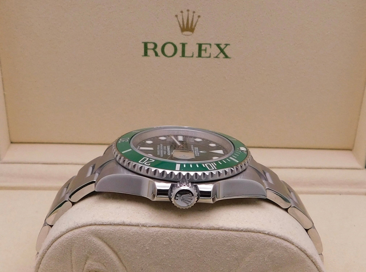 ROLEX SUBMARINER 40MM GREEN