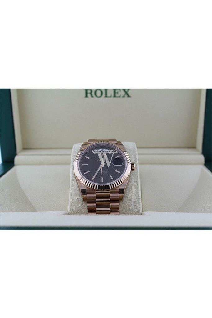 Rolex Day-Date 40 Chocolate Diagonal Motif Dial Fluted Bezel 18K Everose gold President Automatic Men's Watch 228235 DC