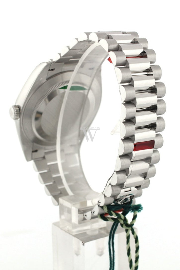Rolex Day-Date 40 White Roman Dial 40 Baguette Diamond Bezel Platinum President Automatic Men's Watch 228396TBR 228396