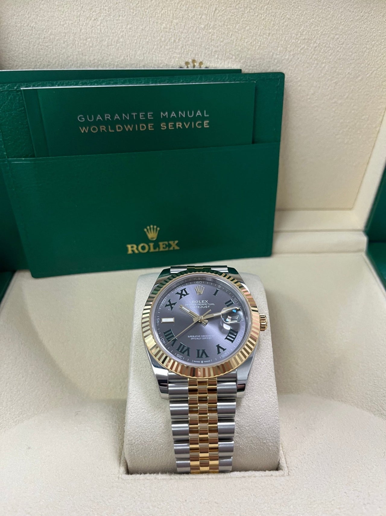 Full box set display of Rolex Datejust 126333 grey stick dial model – includes Rolex box, warranty card, booklet, and certificate – pre-owned 2025 Rolex for sale at Global Sky Diamonds – globalskydiamond.com