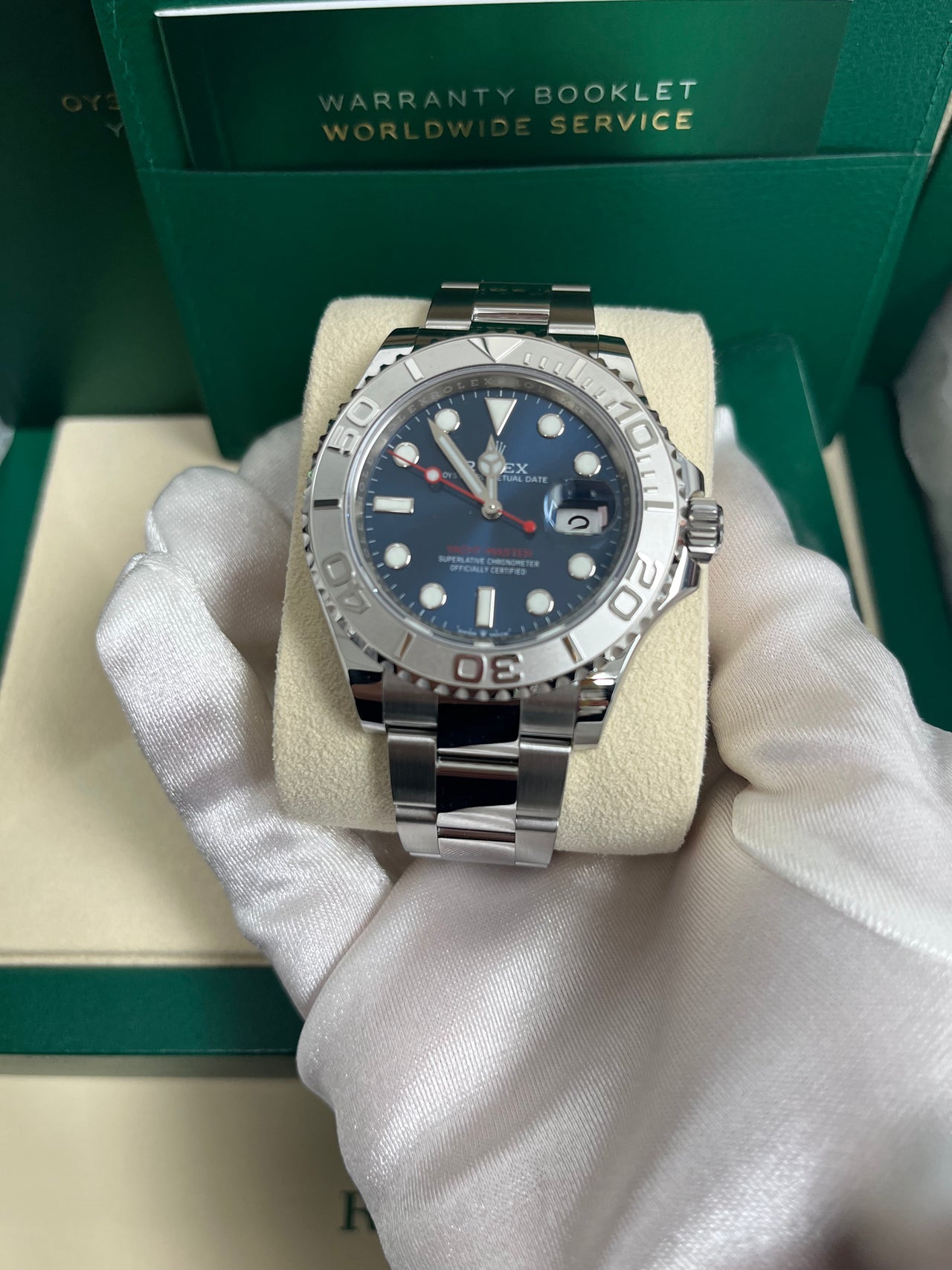 Rolex Yacht-Master 40mm Blue Dial Men’s Watch 126622 with Oystersteel case, platinum bezel, sunburst blue dial, Oyster bracelet, Rolex Caliber 3235 automatic movement, and sapphire crystal—never worn, guaranteed authentic with Rolex box and warranty card. Available now at Global Sky Diamonds, NYC Diamond District, 44 W 47th St Booth GF-10. 3-year warranty included. Shop globalskydiamond.com.