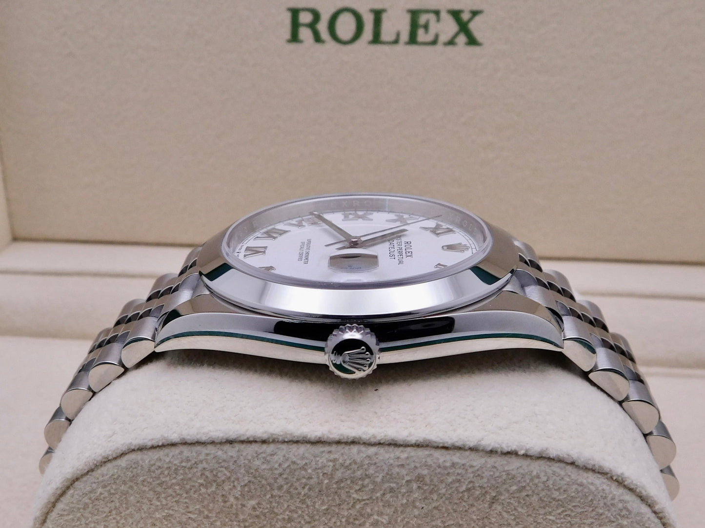 Rolex Datejust 41mm White Roman