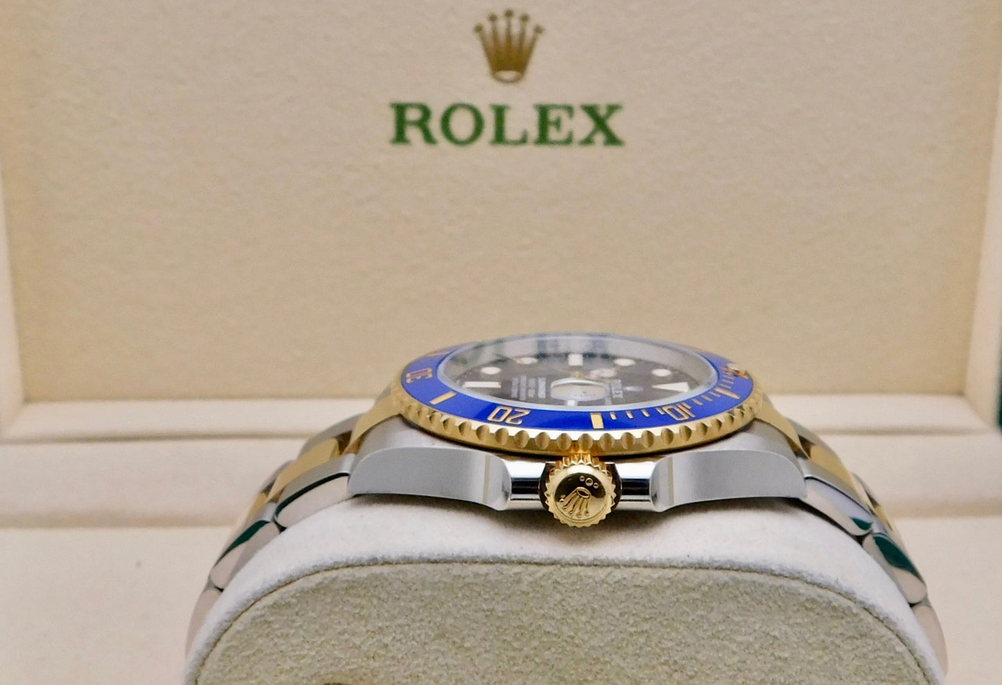 ROLEX SUBMARINER 41MM BLUE INDEX
