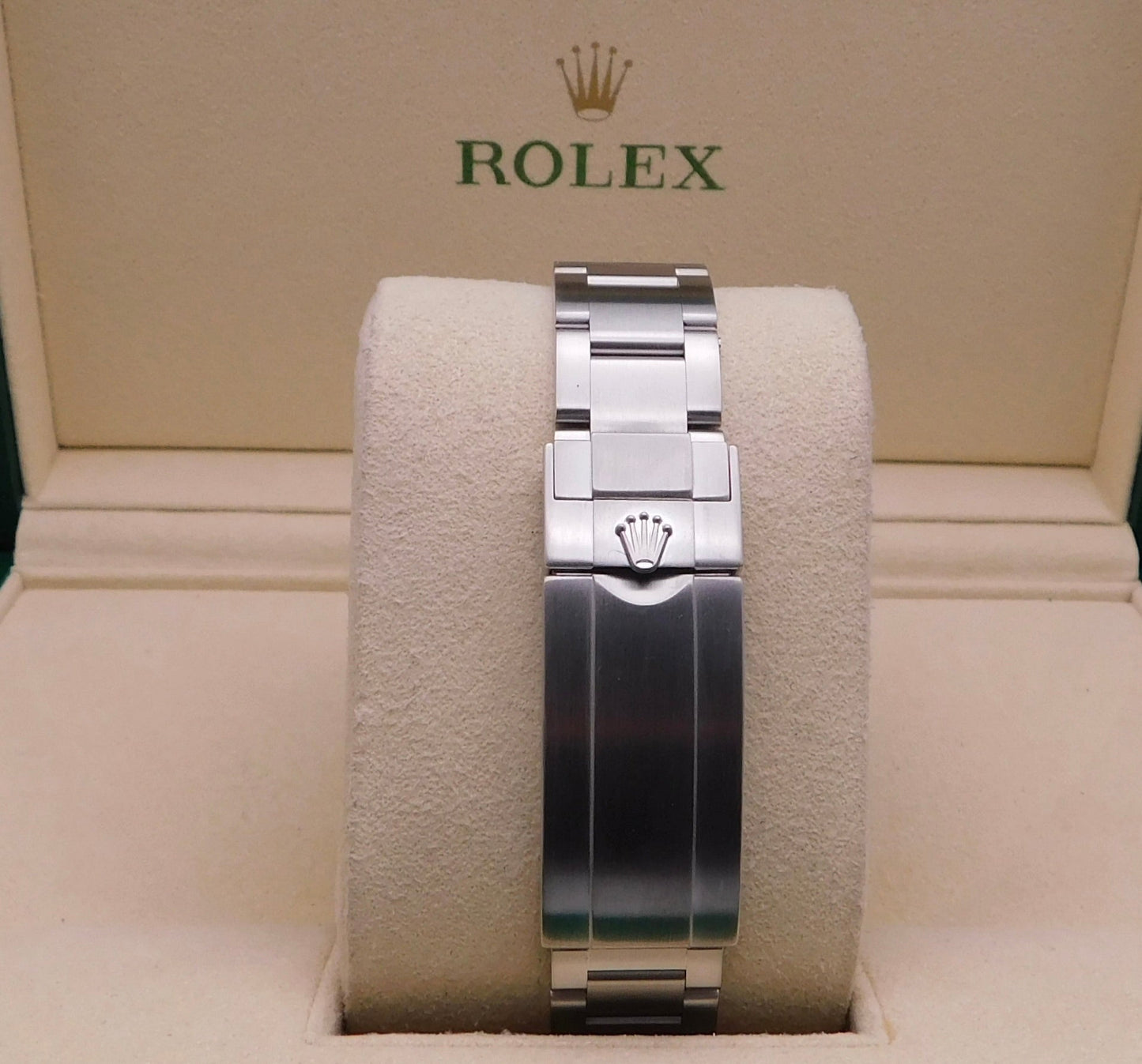 ROLEX SUBMARINER 40MM GREEN