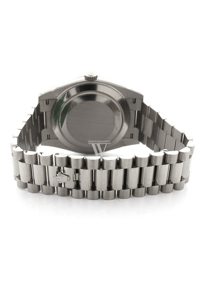 Rolex Day-Date 40 Blue Roman Dial Fluted Bezel White Gold President Automatic Men's Watch 228239