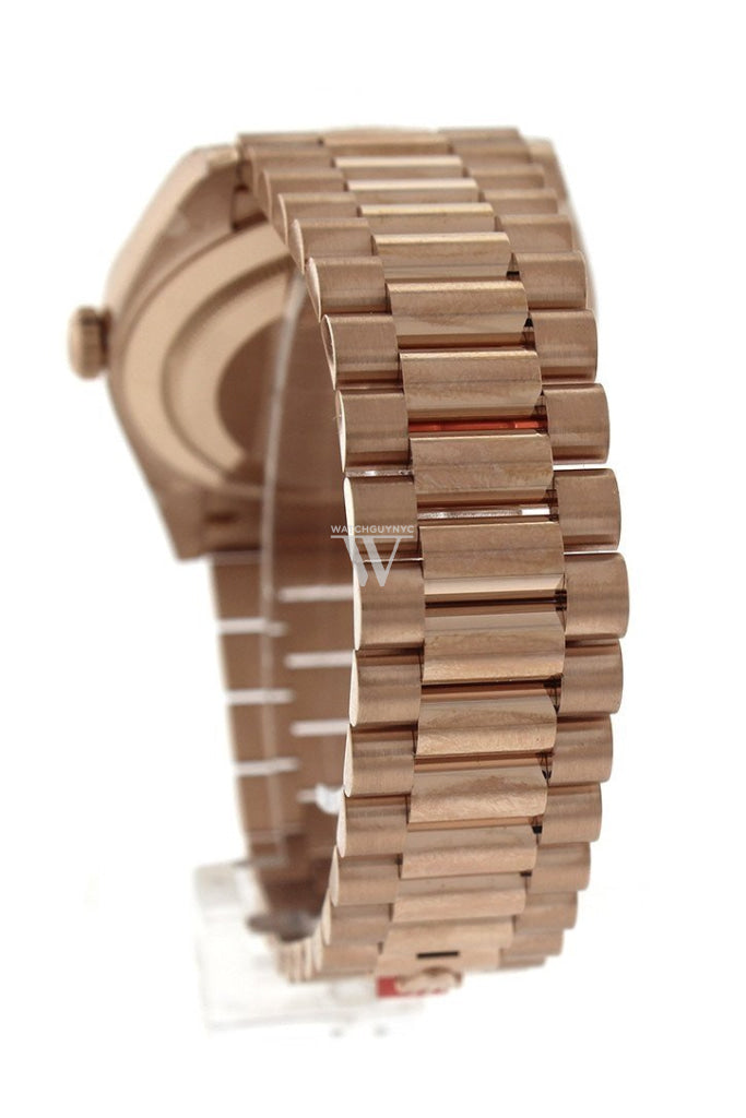 Rolex Day-Date 40 Chocolate Diagonal Motif Dial Diamond Bezel 18K Everose gold President Automatic Men's Watch 228345RBR DC