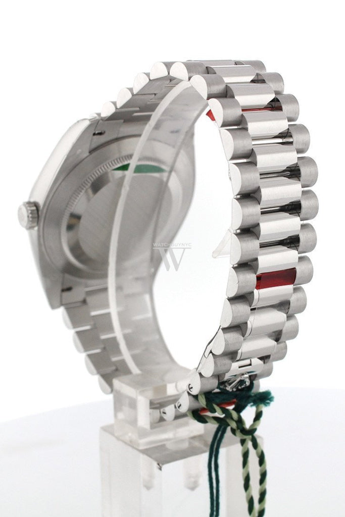 Rolex Day-Date 40 Ice Blue Baguette Diamond Dial Dial Dome Bezel Platinum President Automatic Men's Watch 228206 DC