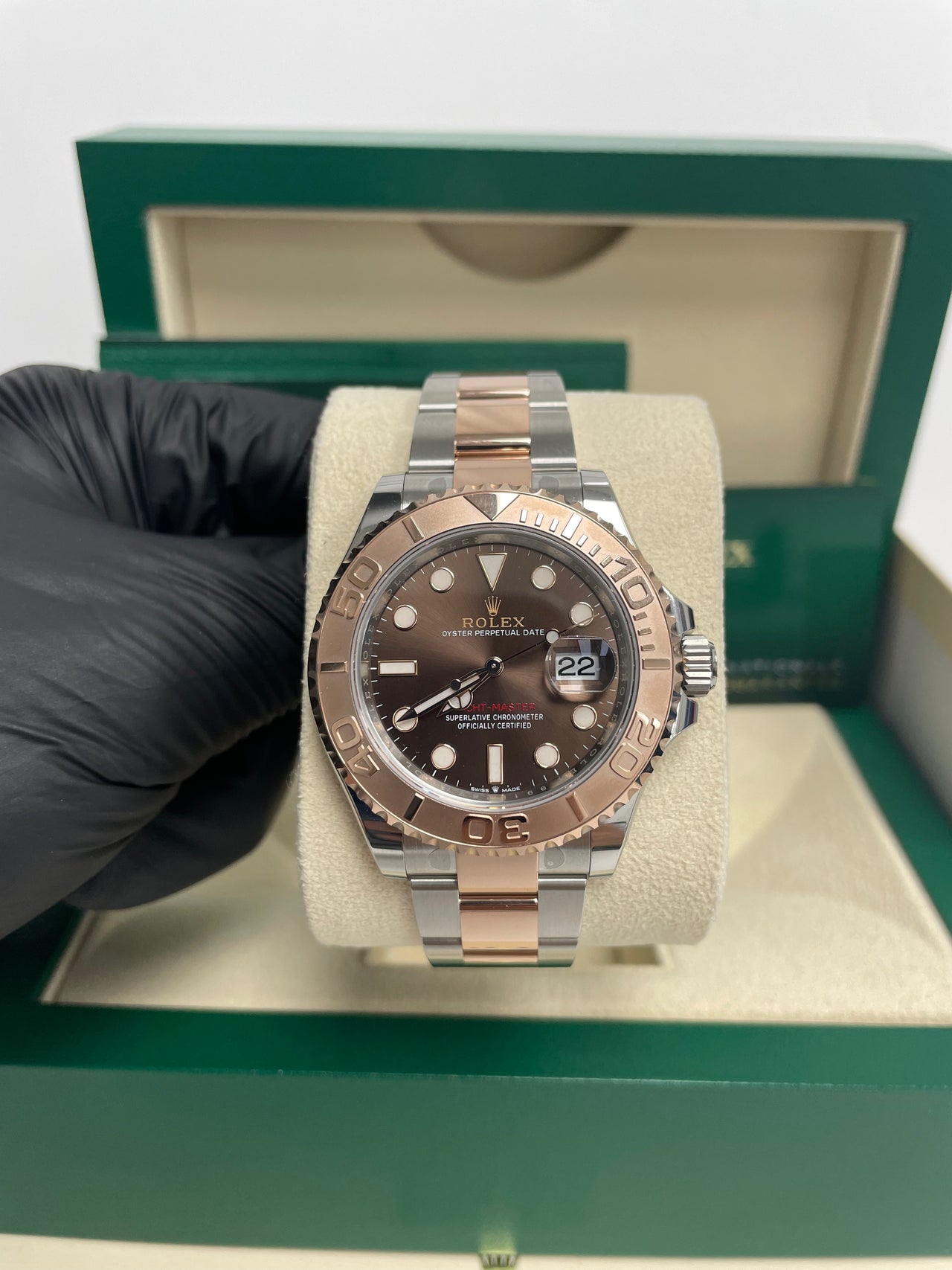 Rolex Yacht-Master 40mm Chocolate Dial Two-Tone Men’s Watch 126621 with 18k Everose gold bezel and center links, Oystersteel case, Oyster bracelet, sunburst chocolate dial, sapphire crystal, and Rolex Caliber 3235 automatic movement—never worn, authentic with box and warranty card. Available now at Global Sky Diamonds, 44 W 47th St Booth GF-10, NYC Diamond District. Shop globalskydiamond.com.